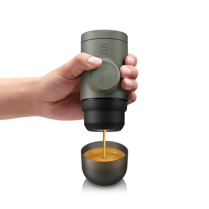 WACACO Portable Espresso – Minipresso GR2 Macchina per caffè macinato | Macchina da viaggio, campeggio e regalo per esterni